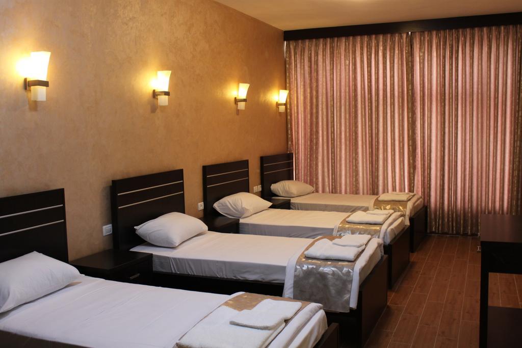 St Andrew'S Guesthouse - Ramallah Room photo